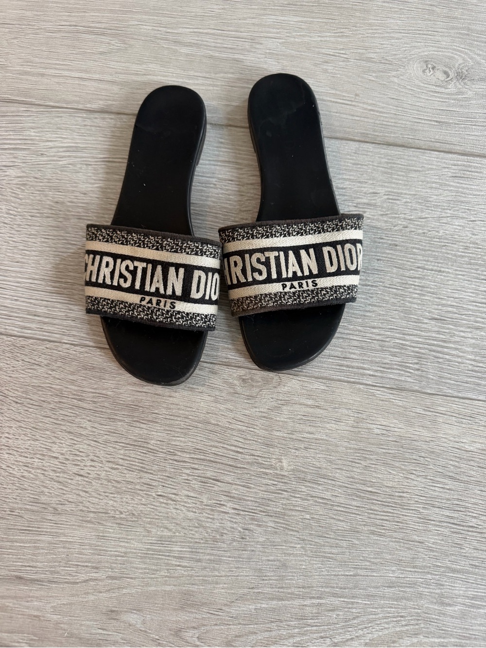 Women shoes